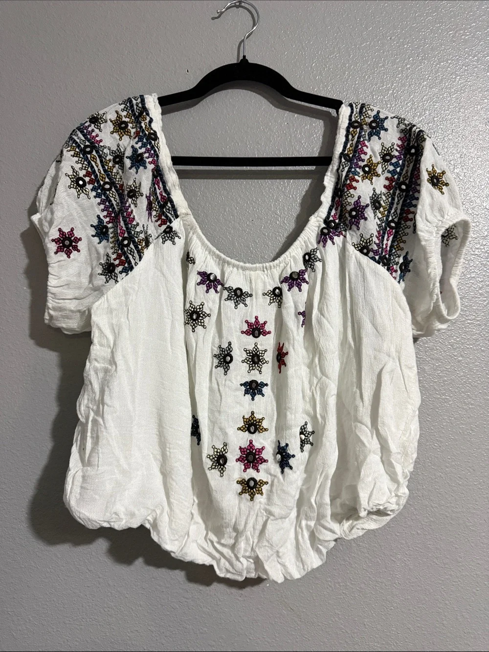 Free People White Embroidered Boho Scoop Neck Top